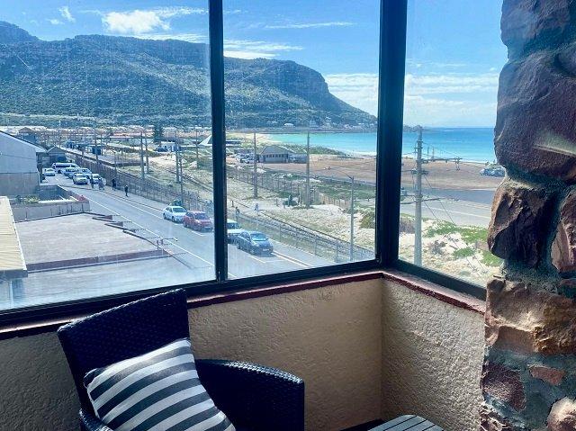 1 Bedroom Property for Sale in Fish Hoek Western Cape